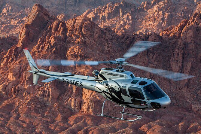 Valley of Fire Helicopter Tour and Landing with Champagne Toast - An Enriching Aerial Journey Over Las Vegas and the Mojave Desert