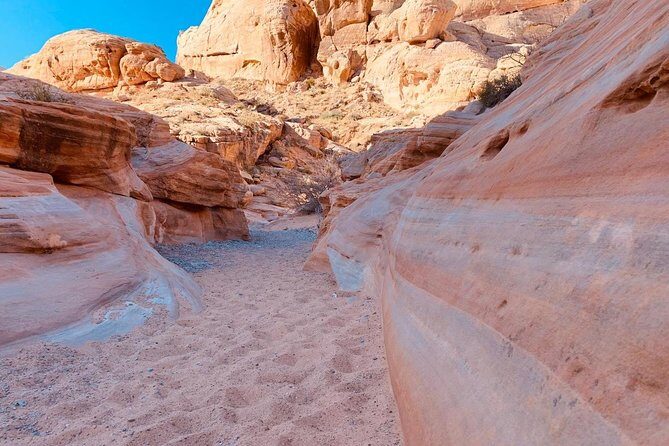 Valley of Fire/ Mojave Desert VIP Small Group Tour From Las Vegas - Key Points