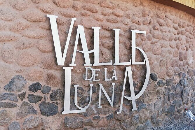 Valley of the Moon in San Pedro de Atacama Guided Tour + Cocktail - Exploring the Valley of the Moon in San Pedro de Atacama: A Guided Tour with Cocktail