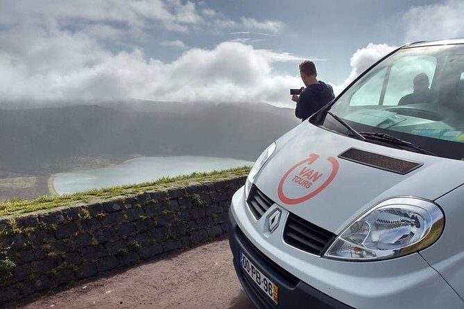 Van  Laketour  Sete Cidades / Lagoa do Fogo  Full Day w/lunch (Shared) - Who Will Love This Tour?