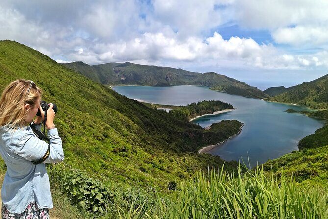 Van Tour Lagoa do Fogo - Exploring Lagoa do Fogo: A Natural Masterpiece