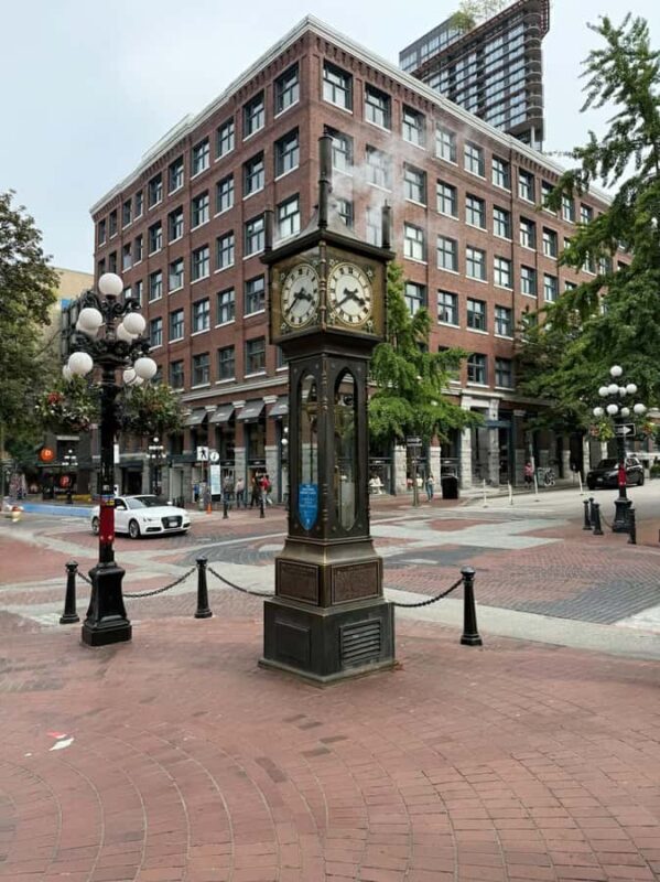 Vancouver: Airport to Downtown Chauffeur-Guided Tour - A Practical Review: What Makes This Tour Stand Out