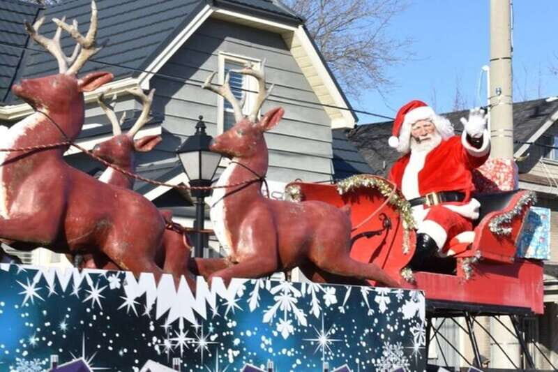 Vancouver Christmas Light Tour private - Who is This Tour Perfect For?