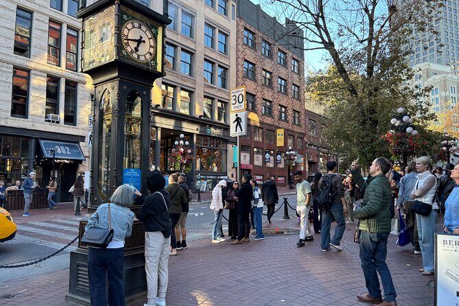 Vancouver City Tour with Food Tasting and Pickup - Key Points