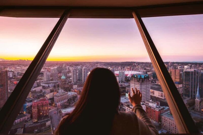 Vancouver: City+Lookout+Capilano Suspension Bridge Ticket - An In-Depth Look at the Tour Experience