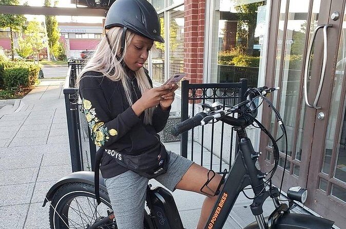 Vancouver Granville Island Shared Bike Tour - Key Points