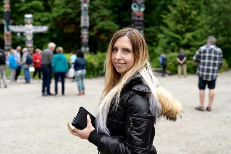 Vancouver Lookout Private Tour with Skip-the-line Tickets - Key Points