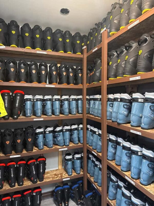 Vancouver: Snowboard Rental - The Sum Up: Is This the Right Choice for You?