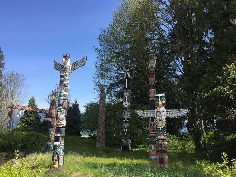 Vancouver: Talking Totems Stanley Park - Vancouver: Talking Totems Stanley Park – A Genuine Connection to Indigenous Heritage