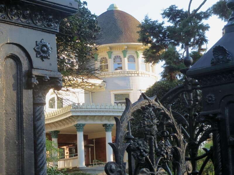 Vancouver The Grand City Tour - The Value of the Tour