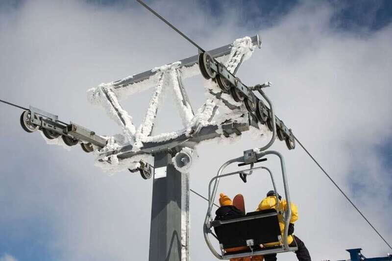 Vancouver to Revelstoke 2 days Ski and Snowboarding Tour - A Deep Dive Into the Revelstoke Ski & Snowboard Tour