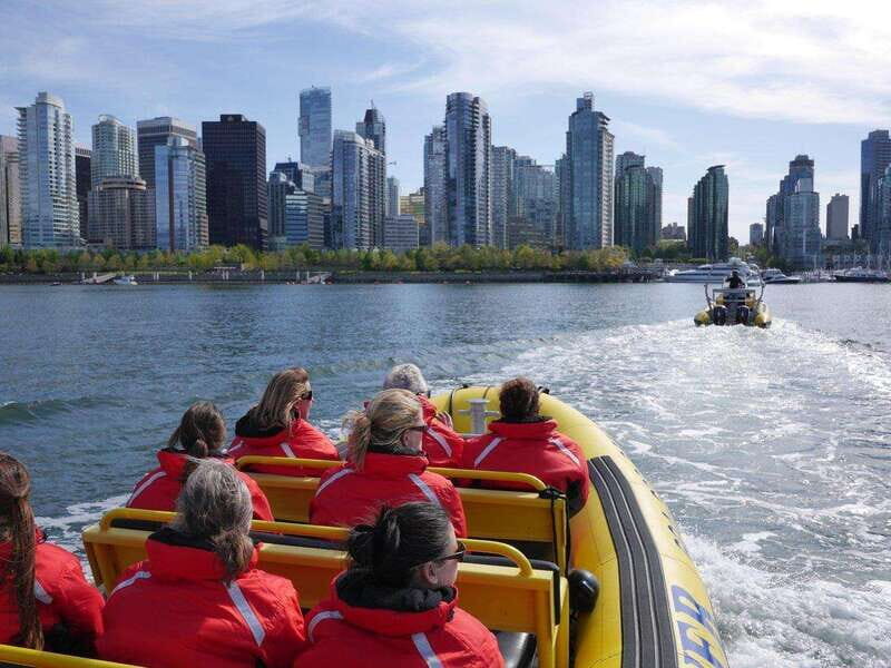 Vancouver: Waterfront Sightseeing Tour - City and Nature - Who Will Love This Tour?