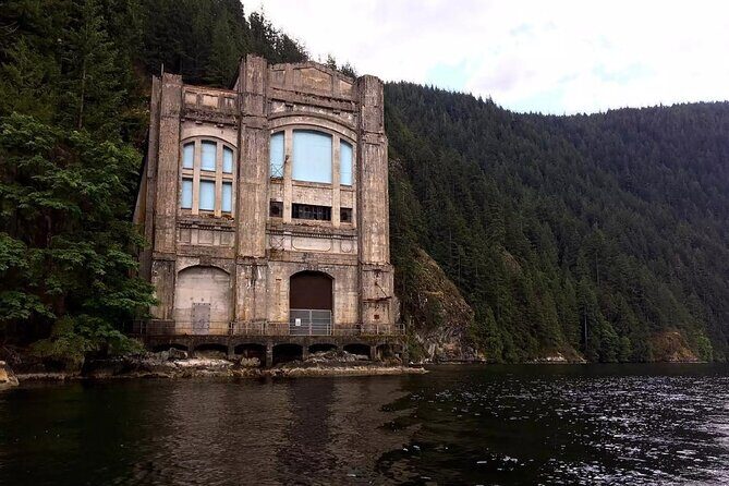 Vancouver's City and Waterfall | Waterfront Sightseeing Tour - FAQ