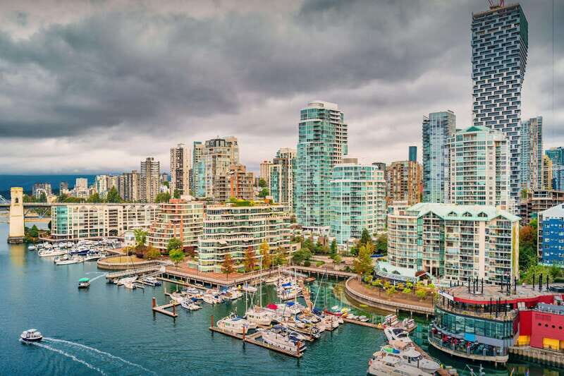 Vancouvers Seaside Romance: A Coastal City Walk - Exploring Vancouver’s Seaside Charm