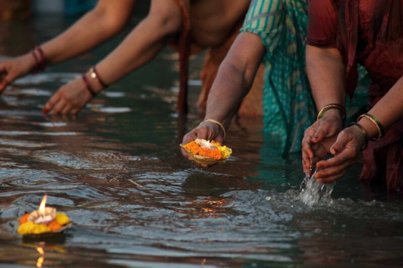 Varanasi: 3-Hour Evening Aarti Tour and Boat Ride - FAQ