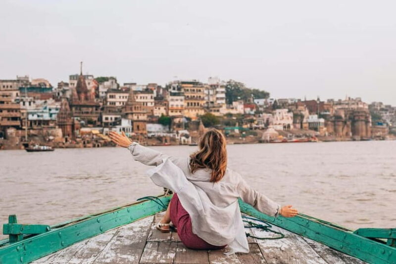 Varanasi: Boat Ride, Walking Tour, and Vegetarian Lunch - Who This Tour Is Best For