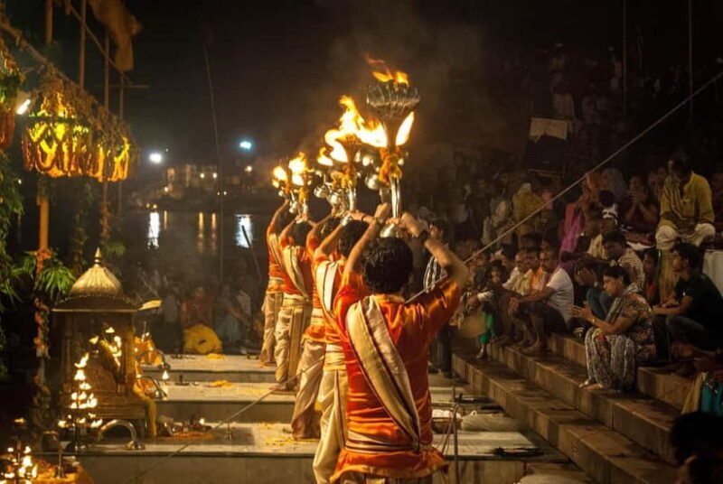 Varanasi: City Highlights of the Day Tour & Ganges Dirfting - Who Should Consider This Tour?
