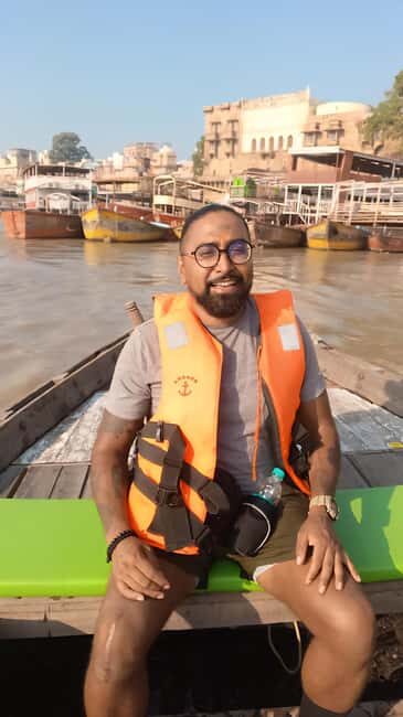 Varanasi: Full Day City Highlights Tour With Ganges Cruise - Who Should Consider This Tour?