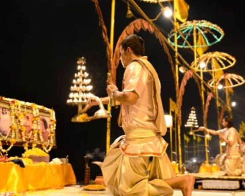 Varanasi: Guided Tour of Varanasi & Sarnath By AC Car - Exploring Varanasi & Sarnath by AC Car: A Deep Dive into India’s Spiritual Heart