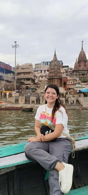 Varanasi: Morning Tour Sunrise, Ceremony, Temple & Boat - Exploring the Itinerary: The Heartbeat of Varanasi at Dawn