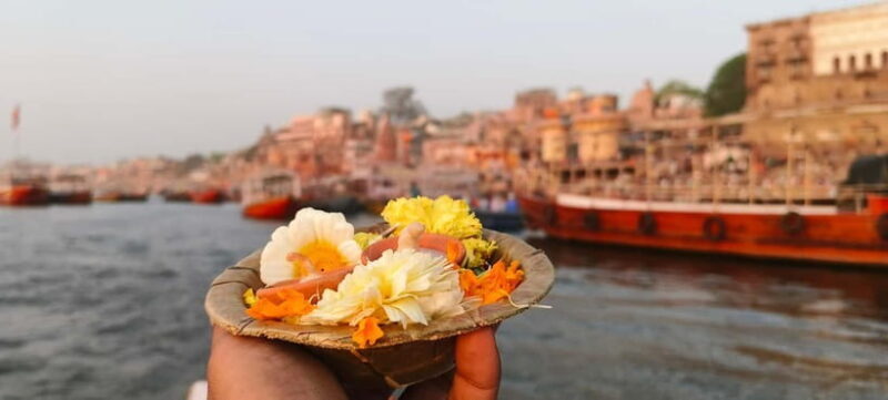 Varanasi: Morning Tour Sunrise, Ceremony, Temple & Boat - Who Should Consider This Tour?