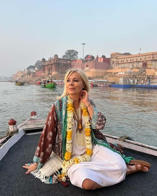 Varanasi: Private Heritage Walking Tour & Sunrise Boat Ride - Key Points