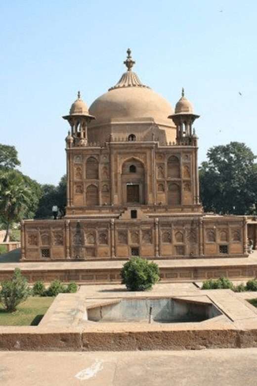 Varanasi: Private Prayagraj Triveni Sangam day tour - The Itinerary: How Your Day Unfolds