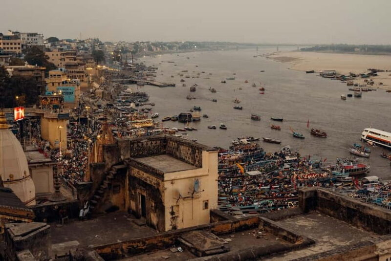 Varanasi: Sunrise walking tour with Chai & Arti Ceremony - The Experience’s Strengths