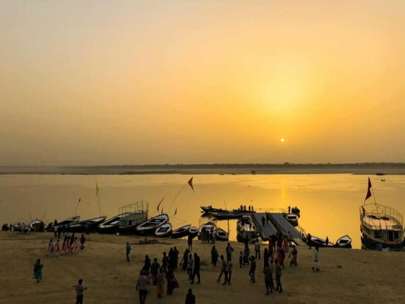 Varanasi: Sunrise walking tour with Chai & Arti Ceremony - Who Would Love This Tour?