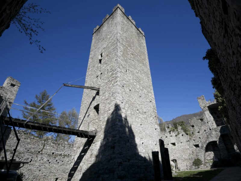 Varenna: Castello di Vezio Entry Ticket - Key Points