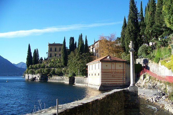 Varenna on the Como Lake, the Villa Monastero and the Patriarch's Greenway path - FAQs