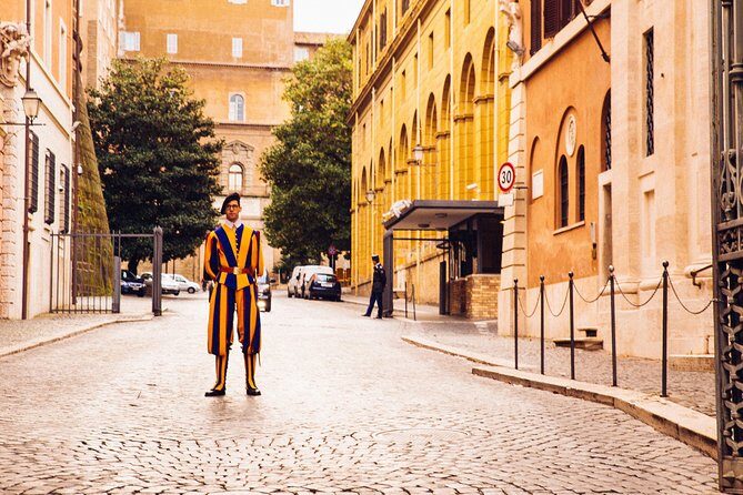 Vatican City & Surroundings PRIVATE TOUR with a Private Guide - FAQ