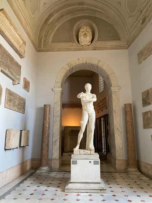 Vatican Museums, Sistine Chapel & Basilica Tour - A Closer Look at the Tour Experience