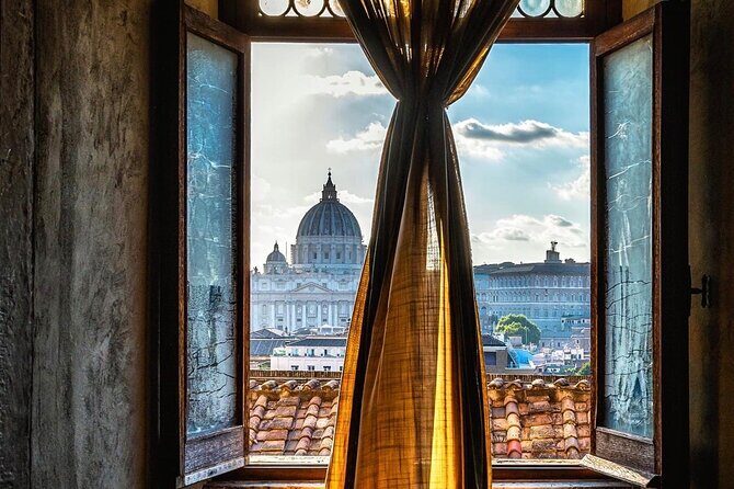 Vatican, Sistine Chapel Guided Tour & Access to St Peter Basilica - FAQs