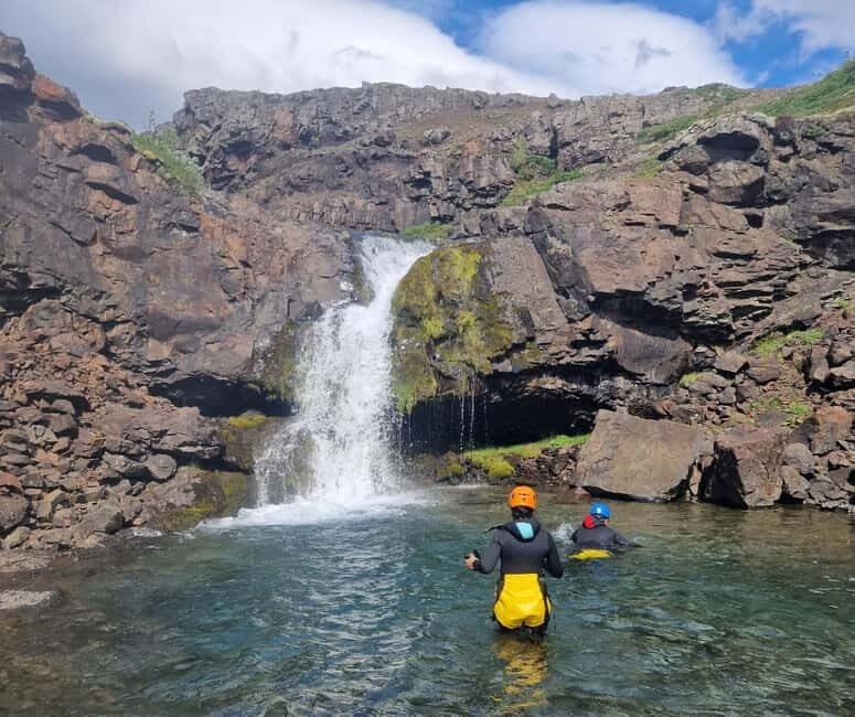 Vatnajökull: Canyoning Adventure with Ice Guardians - What You’ll See and Feel