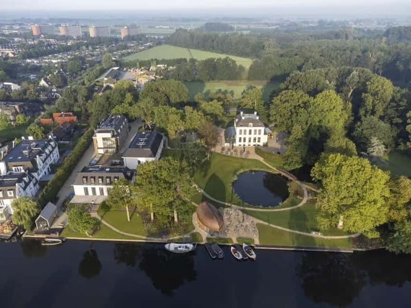 Vecht River: Longboat 4 hours Cruise with drinks and snacks - Who Is This Tour Best Suited For?