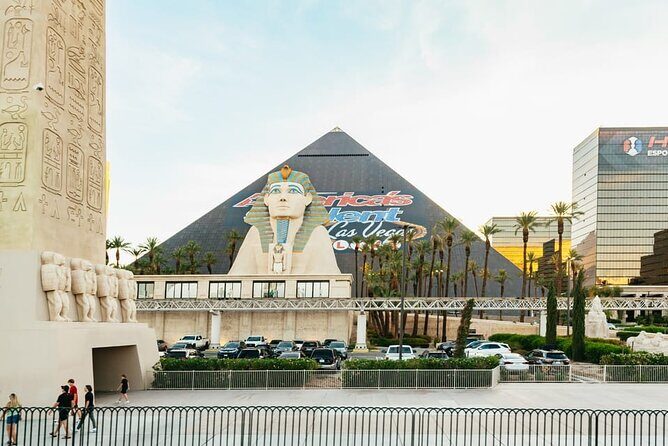 Vegas Explorer: Hop-On Hop-Off Adventure at Your Own Pace - Who Should Consider This Tour?