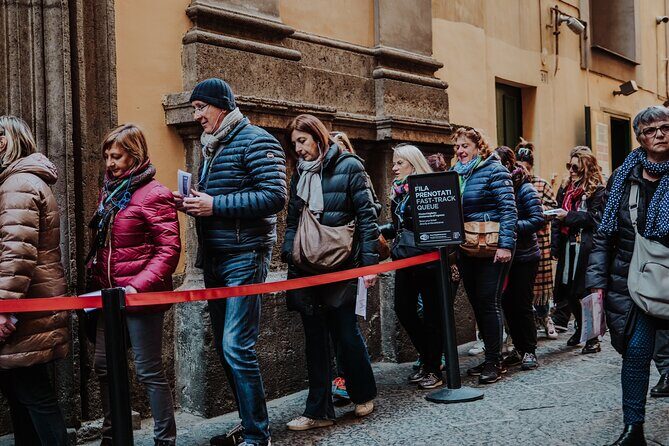 Veiled Christ Small Group Tour with Entrance Ticket in Naples - Discover the Hidden Wonders of Naples with the Veiled Christ Small Group Tour