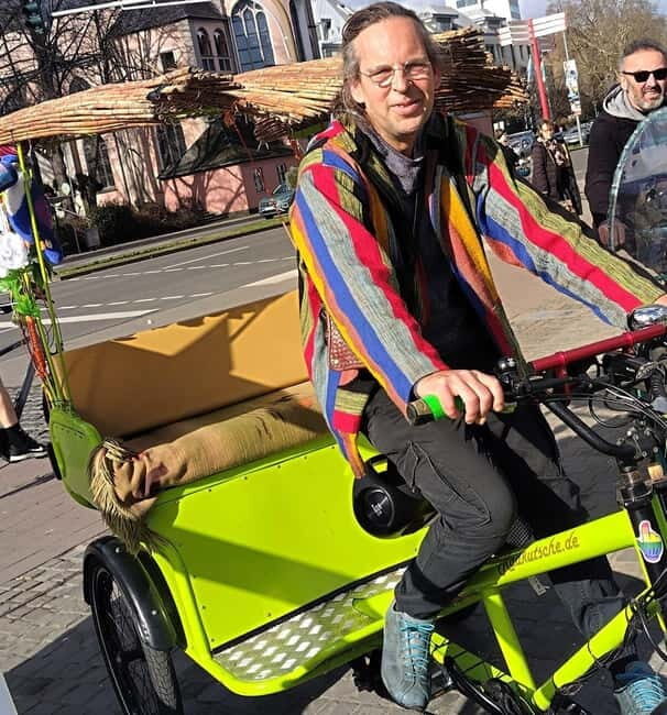 Veloloco Rickshaw Tour Cologne Sightseeing Wedding Brewery Birthdays - Exploring the Cologne Rickshaw Experience in Detail