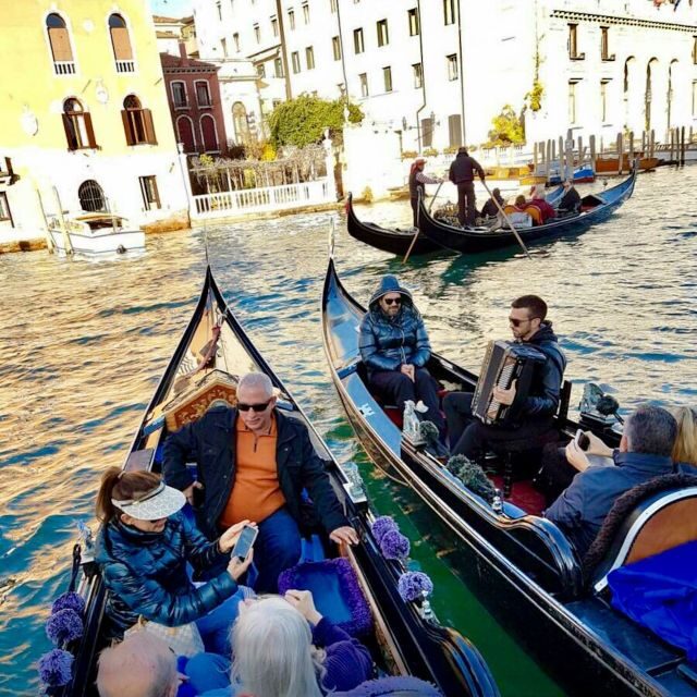 Venice: 30-Minute Gondola Ride on Grand Canal with Serenade - FAQ