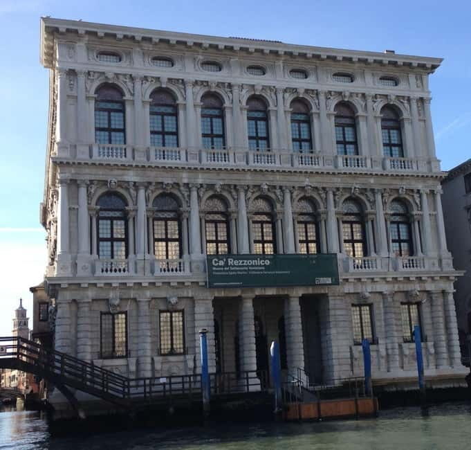 Venice: A short walk & the Ca' Rezzonico Museum in Japanese - A Closer Look at the Tour Experience