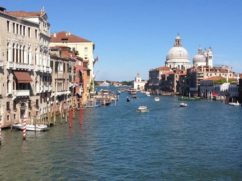 Venice: A short walk & the Ca' Rezzonico Museum in Japanese - Who is This Tour Best Suited For?