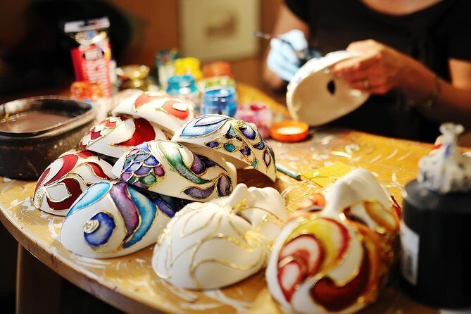 Venice: Casanova Charm Carnival Treasure Hunt - The Experience Provider and Whats Included