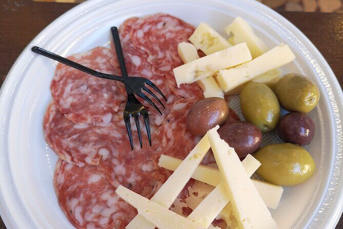 Venice Cicchetti, Spritz and Wine Tour with a Local Guide - Exploring the Ghetto Ebraica Neighborhood