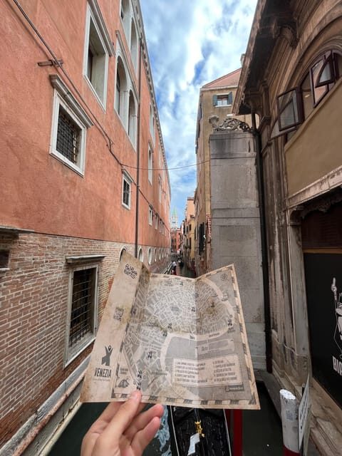 Venice City Escape: "Hunting for L'Omo dal Capelon" - Venice City Escape: "Hunting for LOmo dal Capelon"