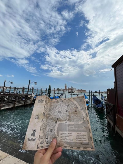 Venice City Escape: "Hunting for L'Omo dal Capelon" - Key Points