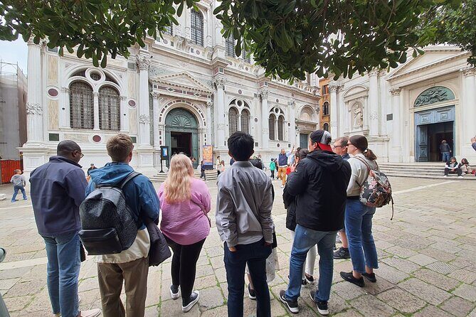 Venice City Highlights Small Group Walking Tour with Local Guide - Exploring Venice with a Knowledgeable Local Guide