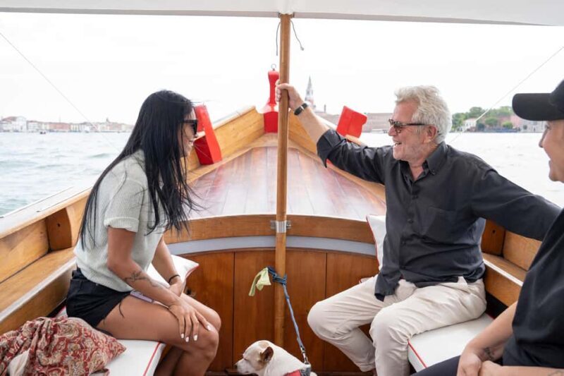 Venice from another point of view: Sightseeing tour in a traditional boat. - FAQs