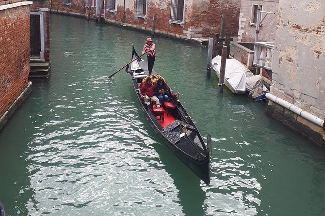 Venice Full Day tour from Milan by high speed train. Small Group - The Experience: What to Expect