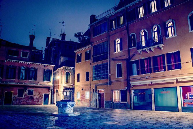 Venice Ghost & Legends Walking City Tour - Key Points